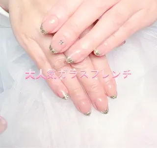 ネイル pink ladyサロン所属・べ にのネイルデザイン