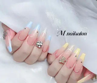 ネイル M🌷nail 長さだし専門店のネイルデザイン
