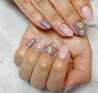 ネイル ネイルリボン 受付スタッフのネイルデザイン