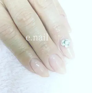 ネイル e.nail所属・和賀井 恵理のネイルデザイン