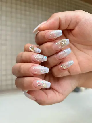 セミロング ネイル ✴︎ Delightのネイルデザイン