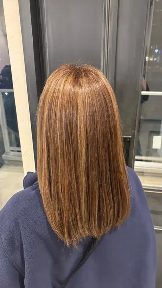 ミディアム カラー 万司 来望のヘアスタイル