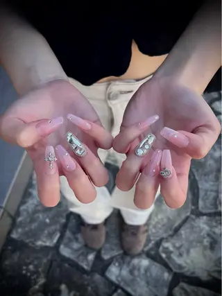 ネイル nine.🦋 YUKOのネイルデザイン