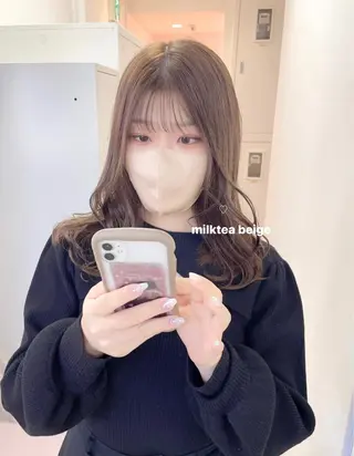 セミロング カラー misaki🎀 まろみ透け感カラーのヘアスタイル