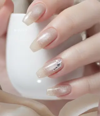 ミディアム N2.nail所属・N2 nailのネイルデザイン