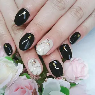 ネイル 柴崎 美幸のネイルデザイン