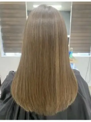 カラー Raviller所属・raviller 【ラヴィリエ】綾のヘアスタイル