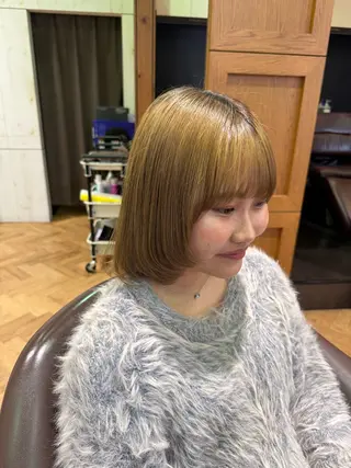 ミディアム 溝口 槙里也のヘアスタイル