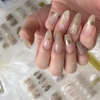 ネイル Ray. ／綺麗目ニュアンスのネイルデザイン