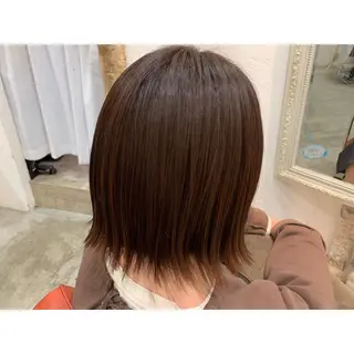 ミディアム カラー fio マナミのヘアスタイル