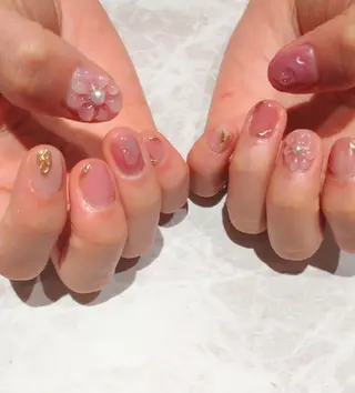 ネイル 會田 瑠衣のネイルデザイン