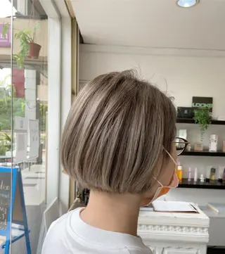 ミディアム カラー brut(ブリュット)所属・石井 美穂子のその他イメージ