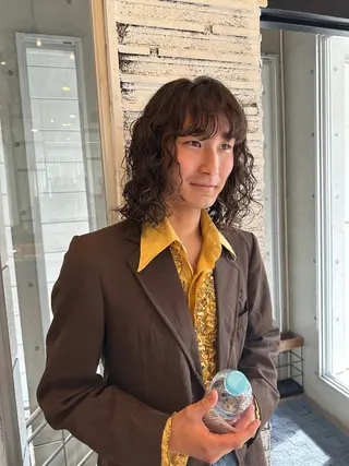 ミディアム 酒徳 唯斗のヘアスタイル