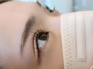 マツエク・マツパ 関口 友菜のヘアスタイル