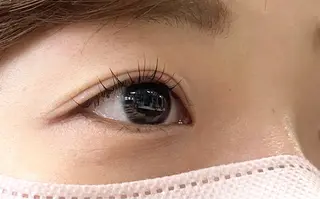 マツエク・マツパ 千上 結希奈のヘアスタイル