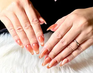 ネイル NekoNailsalon所属・グエン アンのネイルデザイン