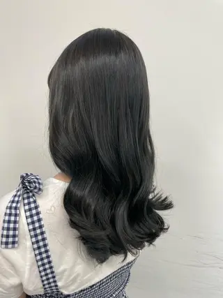 ロング あずま みゆのヘアスタイル