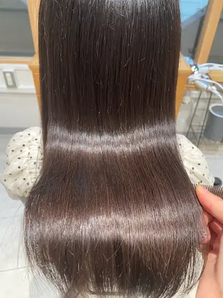 セミロング オオトミ ホノカのヘアスタイル