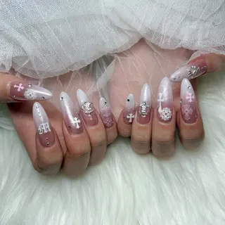 ネイル Yudia Rikaのネイルデザイン