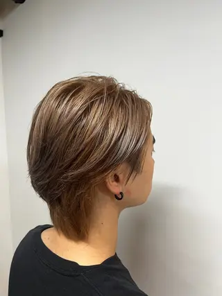 ミディアム カラー 伊藤 賢のヘアスタイル