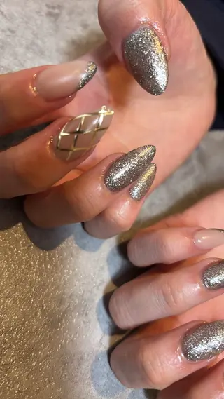 ネイル Mignon所属・Mignon 、のネイルデザイン