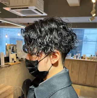 ショート パーマ メンズ メンズ特化美容師 熊田 鼓汰郎のヘアスタイル