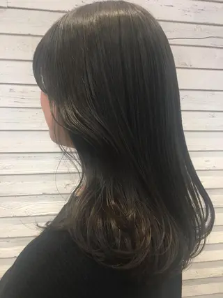 セミロング カラー NEWI 京橋 【yoko】のヘアスタイル