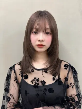 セミロング 🌸透明感/レイヤー / 栗林 彩🌸のヘアスタイル