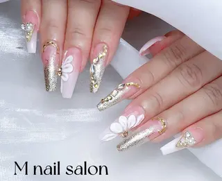 ネイル M🌷nail 長さだし専門店のネイルデザイン