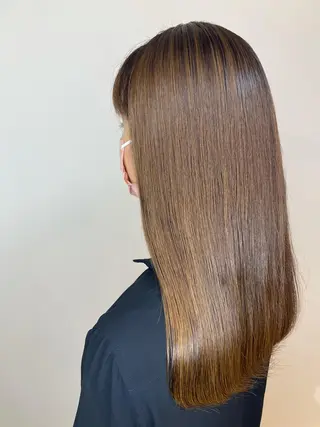 ロング amber池袋所属・美髪矯正・ブリーチ 矯正🫧秋元ゆたかのヘアスタイル