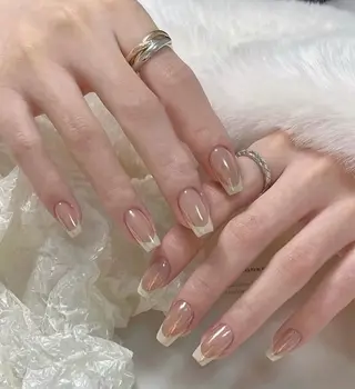 ネイル 高木 維麗絲のネイルデザイン