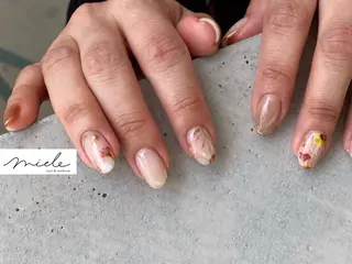 ネイル miele【ミエレ】 シンプル一癖のネイルデザイン