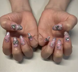 ネイル アステリ所属・猪俣 亜子のネイルデザイン