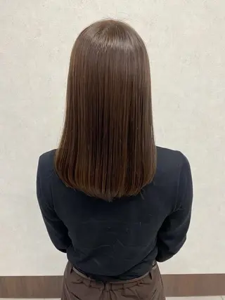 ロング Earth長崎浜の町店所属・年末限定艶カラー ⛄️⛄️梅本琉衣のヘアスタイル