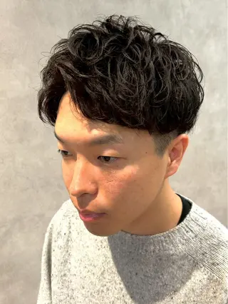 パーマ メンズ メンズ/ハイトーン 【yoshiki】のヘアスタイル