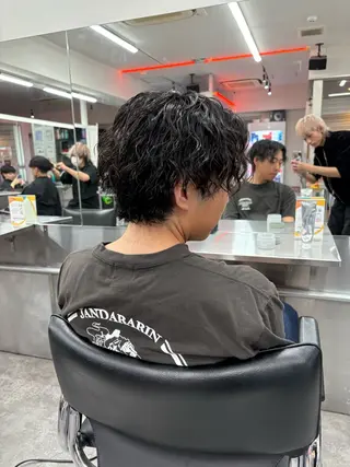 ミディアム カラー パーマ メンズ メンズパーマ特化 🔥韓国ヘア職人🔥のヘアスタイル