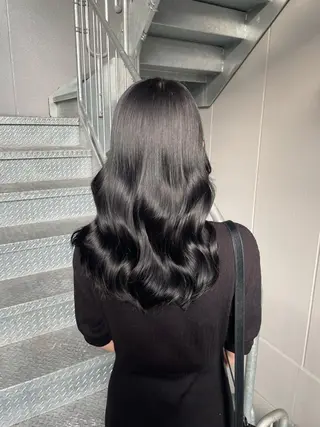 セミロング カラー ヘアアレンジ Ella所属・nana【艶髪】/ レイヤー/縮毛矯正のヘアスタイル