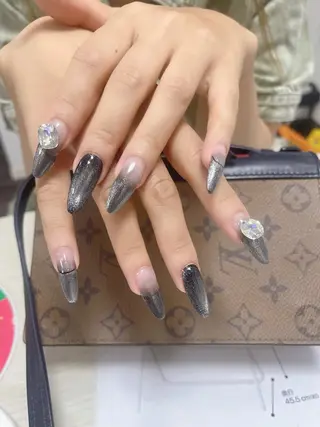 ネイル レアリティー所属・レアリティ ハヤシのネイルデザイン