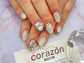 ネイル corazon所属・ネイリスト aicoのネイルデザイン