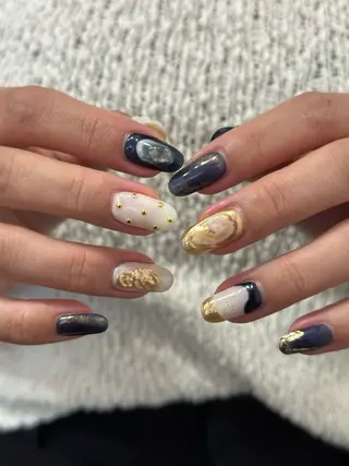 ネイル kiii.__ ✴︎*のネイルデザイン