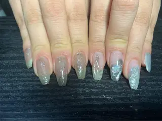 ネイル マルサンカクシカク所属・○△□ 守口市のネイルデザイン