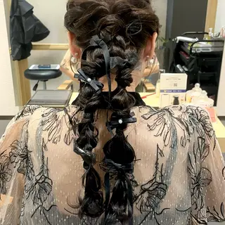 セミロング ヘアアレンジ GOTODAY SHAiRE SALON所属・札幌 ヘアアレンジ 🍎 タナカセリナのヘアスタイル