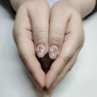 ネイル 吉澤 友恵のネイルデザイン