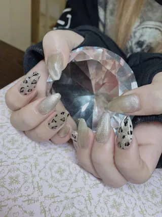 ネイル Piacere所属・Piacere 絵美のネイルデザイン