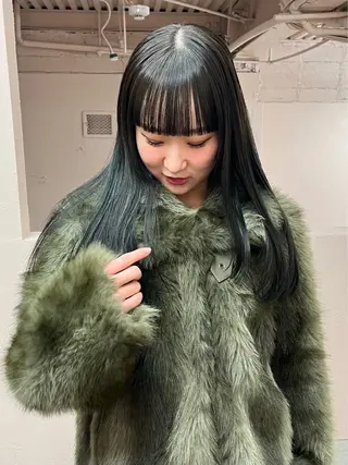 セミロング カラー iru所属・レイヤーカット/ ハイトーン/mikiのヘアスタイル