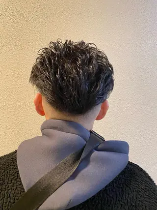 パーマ メンズ イシカワ ユウタのヘアスタイル