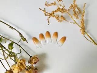 ネイル STELLAR beauty salon所属・STELLAR 天六店のネイルデザイン