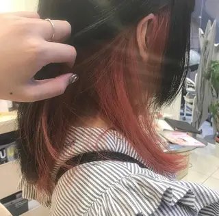 セミロング カラー 滝本 里実のヘアスタイル