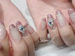 ネイル 芦辺 香奈のネイルデザイン