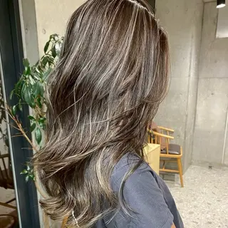 ロング 🍎ダブルカラー 🍎KUREA🍎のヘアスタイル